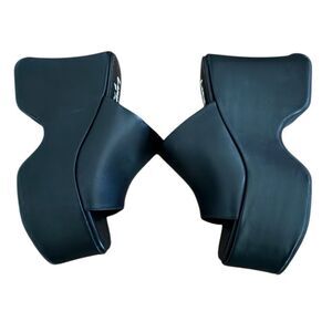 NWOT Lemon Drop BY Privileged Dolls Kill Women's Bissell Platform Sandals Size 8